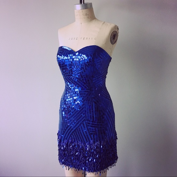 Tony Bowls Dresses & Skirts - Tony Bowls Blue Sequins Beaded Strapless Dress